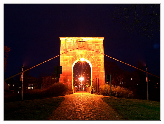 Drahtbrcke Kassel bei Nacht